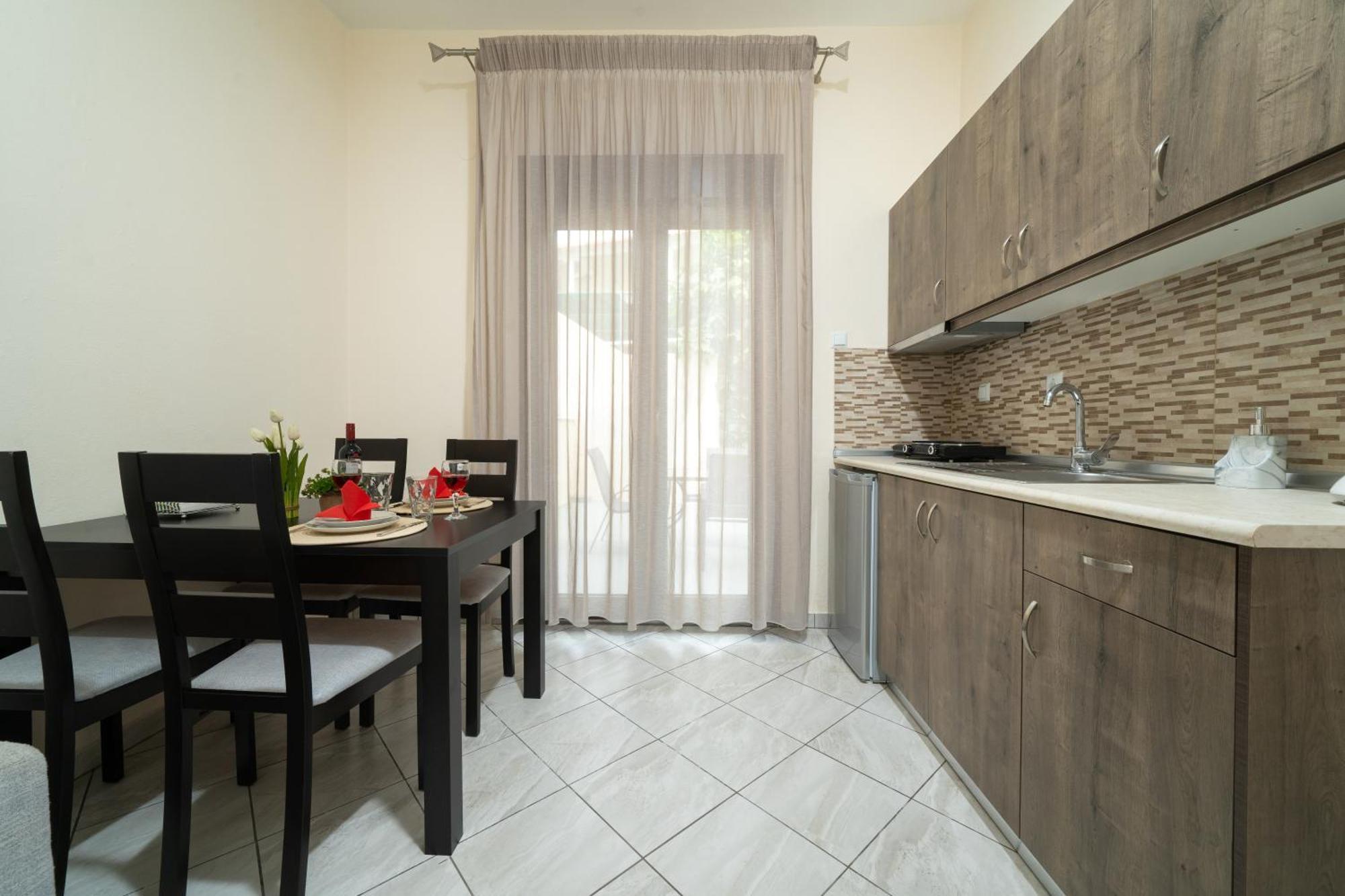 Maria Dina Apartments 1 포토스 외부 사진